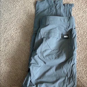 REI SAHARA PANT. 6P